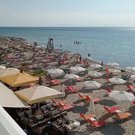 公寓 Themis Paralía