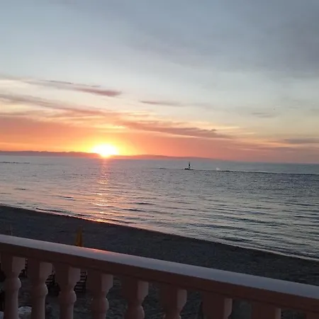 Themis 아파트 Paralía