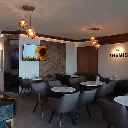 Themis * Paralia Katerinis