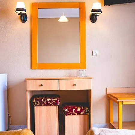 Themis 公寓 Paralía